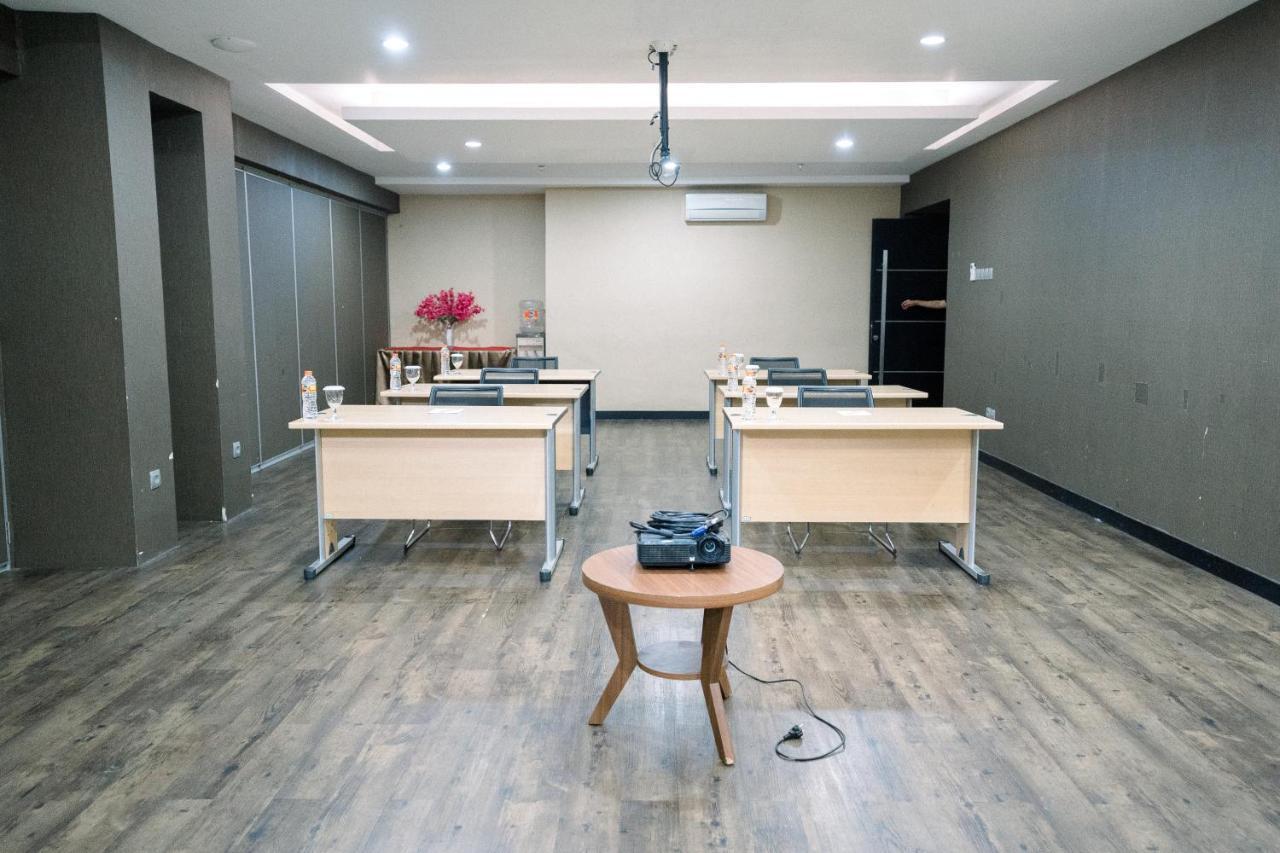 Kalya Hotel Bandung Dago Екстериор снимка