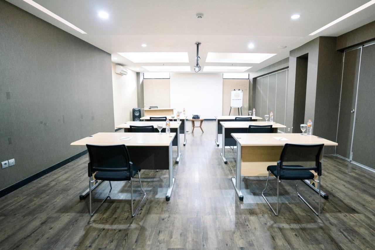 Kalya Hotel Bandung Dago Екстериор снимка
