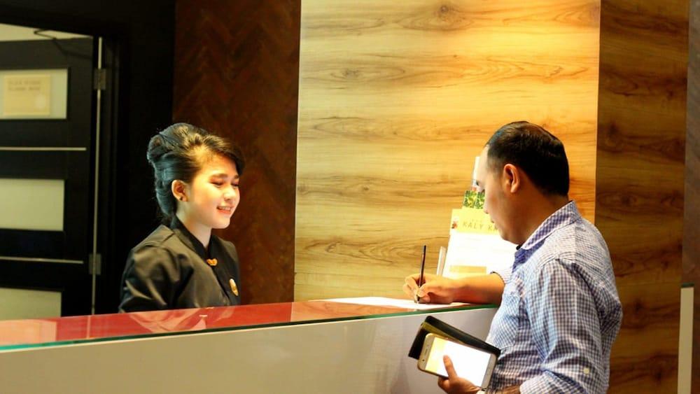 Kalya Hotel Bandung Dago Екстериор снимка