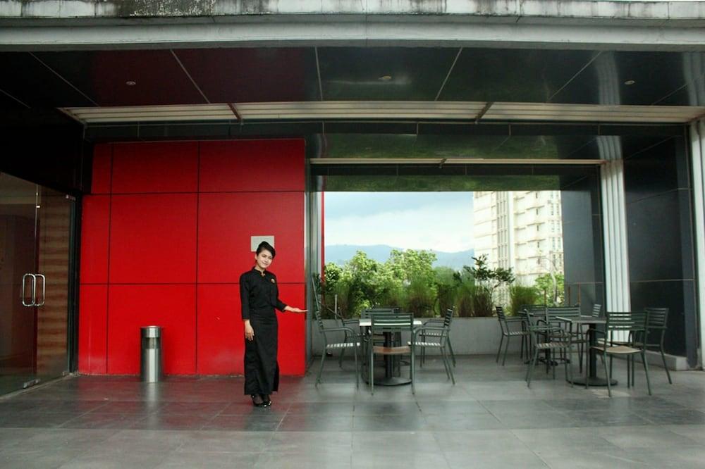 Kalya Hotel Bandung Dago Екстериор снимка