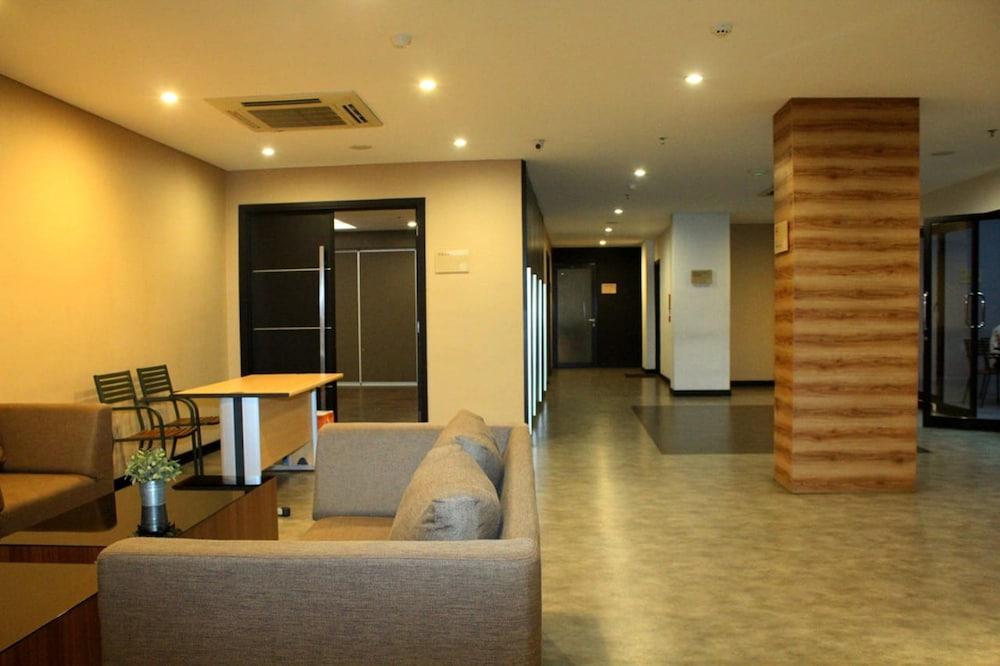 Kalya Hotel Bandung Dago Екстериор снимка