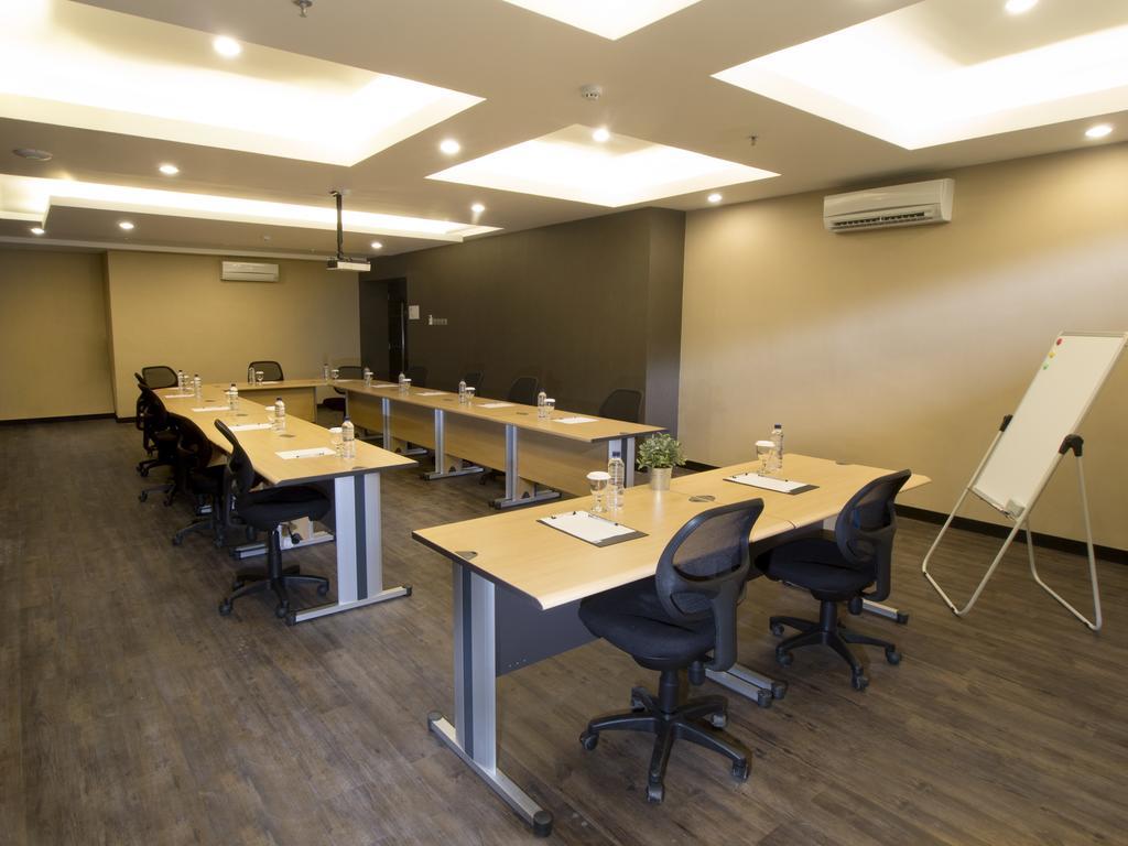 Kalya Hotel Bandung Dago Екстериор снимка