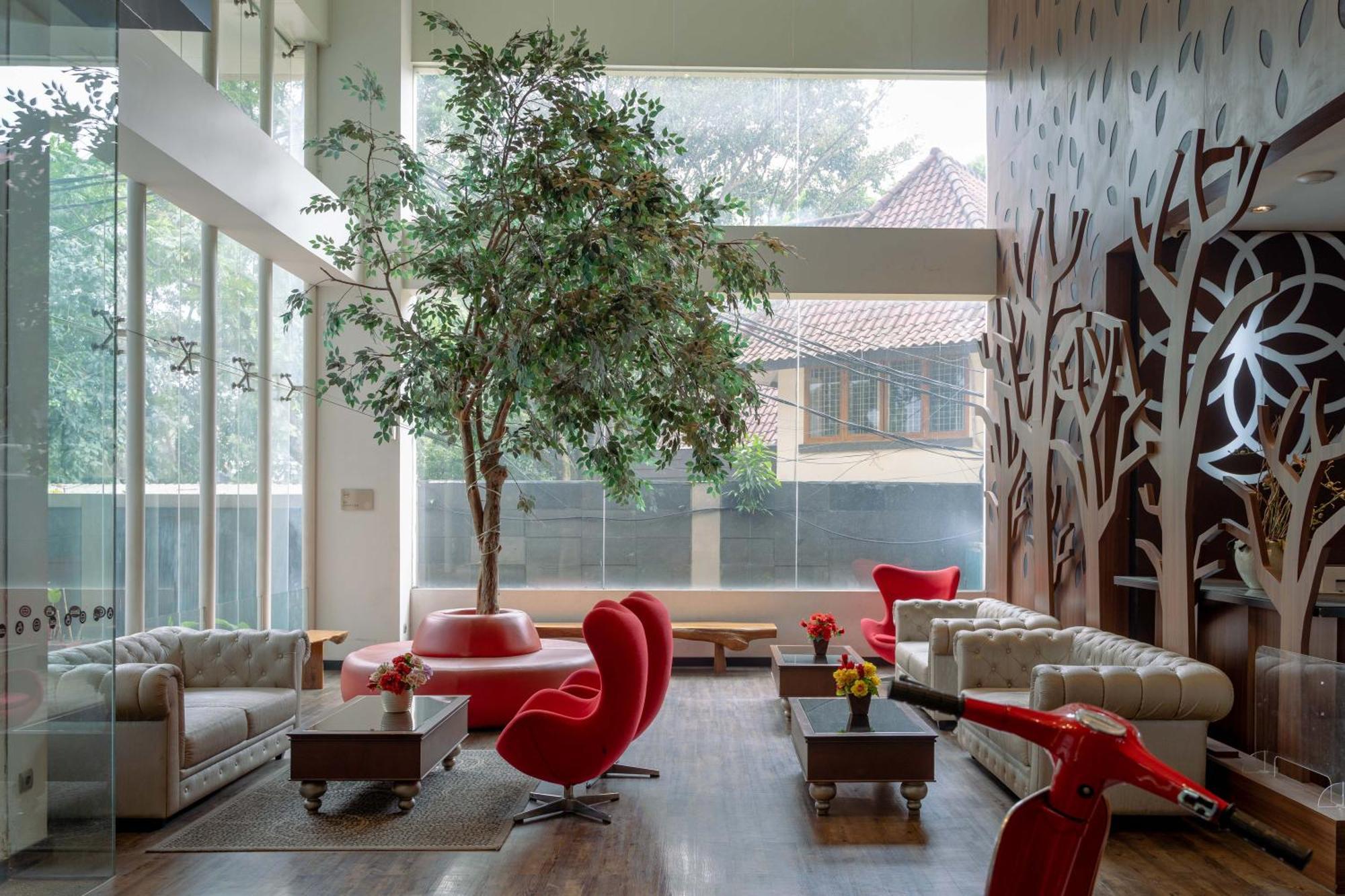 Kalya Hotel Bandung Dago Екстериор снимка