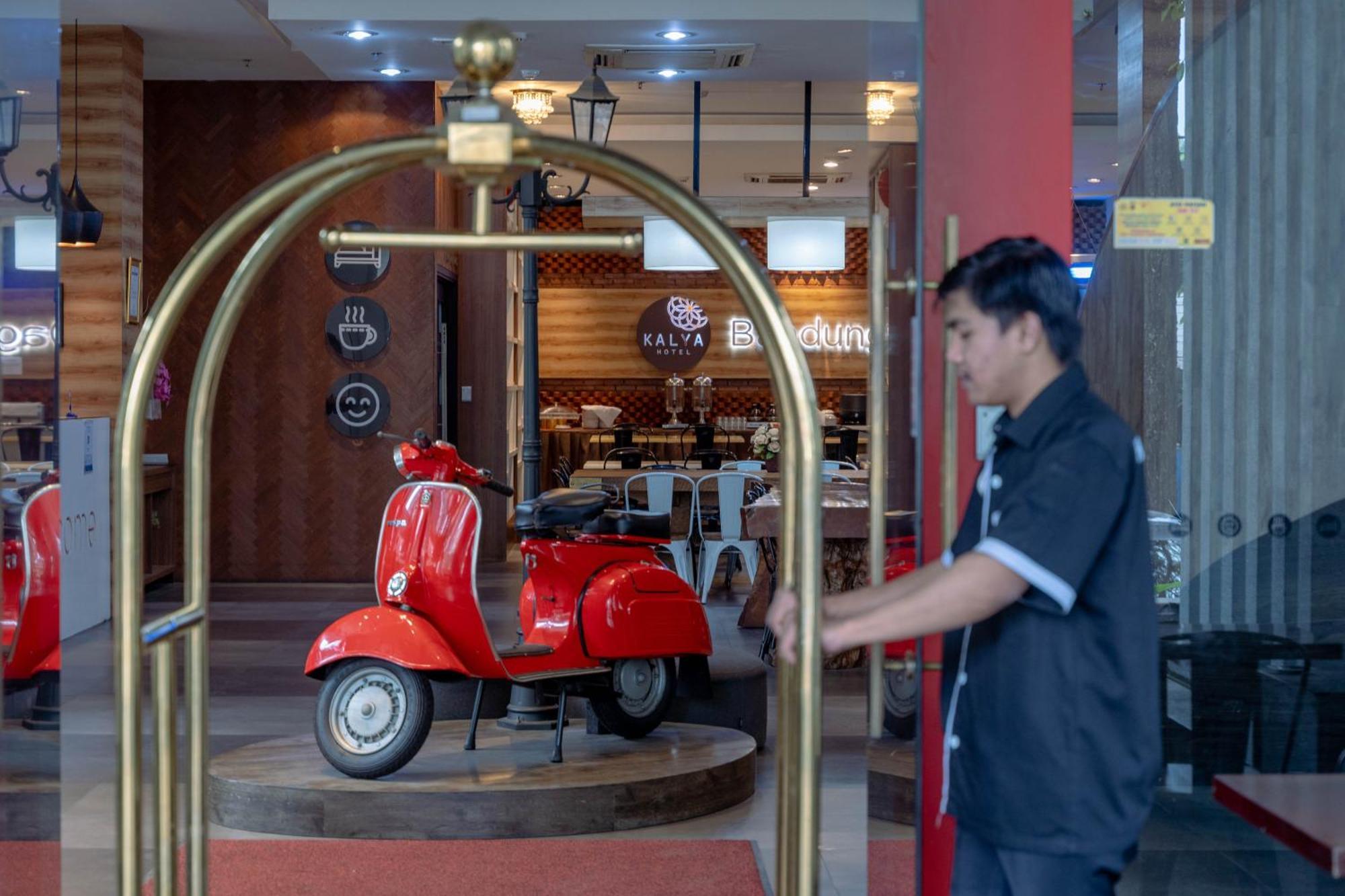 Kalya Hotel Bandung Dago Екстериор снимка