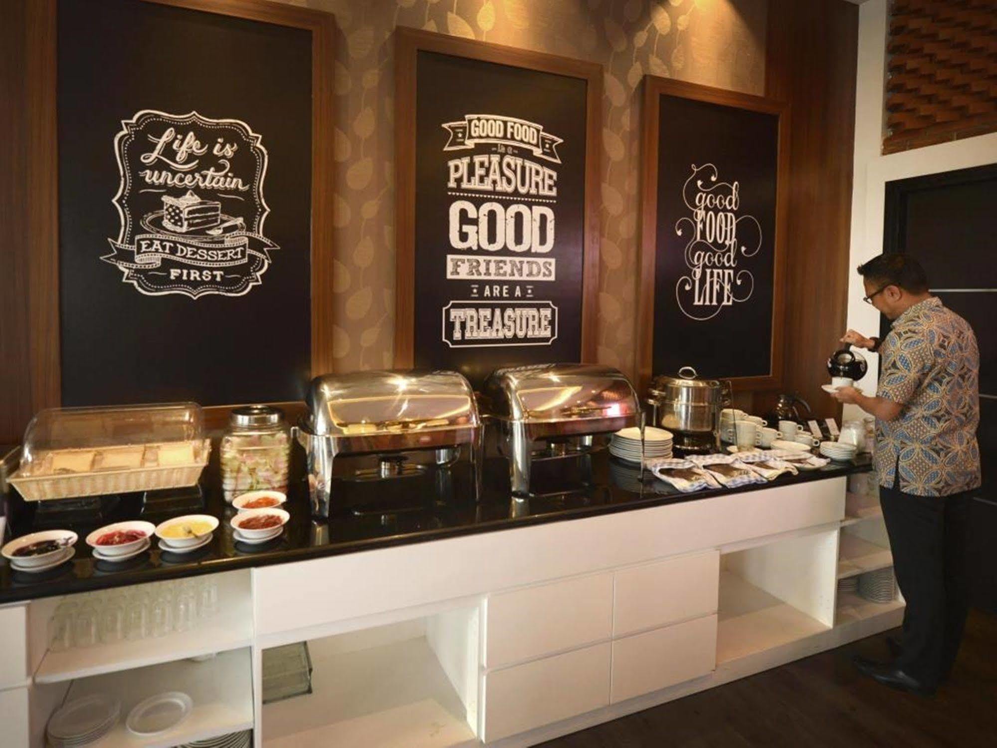 Kalya Hotel Bandung Dago Екстериор снимка